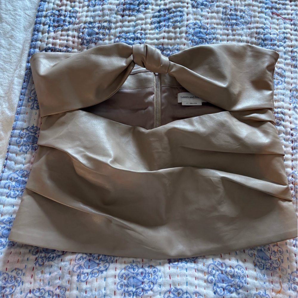 Elegant Tan Skirt